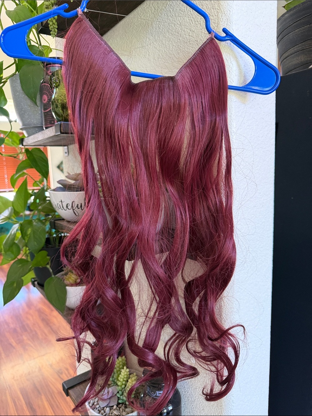 Wavy Halo Extension in Burgundy